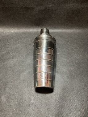 WMF Cromargan Stainless Steel Cocktail Shaker Polished 9.5" Good Plus